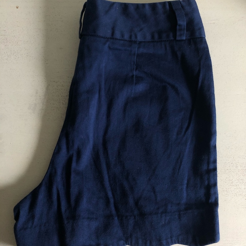 Shorts - Picture 4 of 4